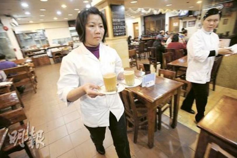 飲食界工時計算複雜,應付最低工資法例實施將遇上一定困難。(朱永倫攝) 飲食界工時計算複雜,應付最低工資法例實施將遇上一定困難。(朱永倫攝)