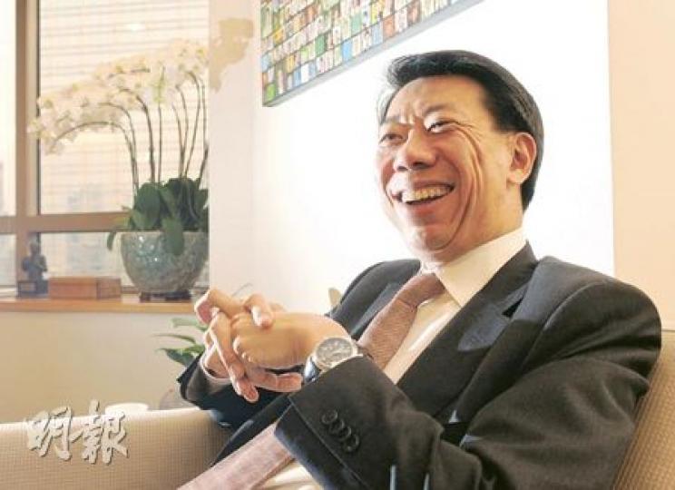 洪丕正說近日要開始練跑,因為他會參加本周日渣打馬拉松的「領袖盃」賽事,跑兩公里。(劉焌陶攝) 洪丕正說近日要開始練跑,因為他會參加本周日渣打馬拉松的「領袖盃」賽事,跑兩公里。(劉焌陶攝)