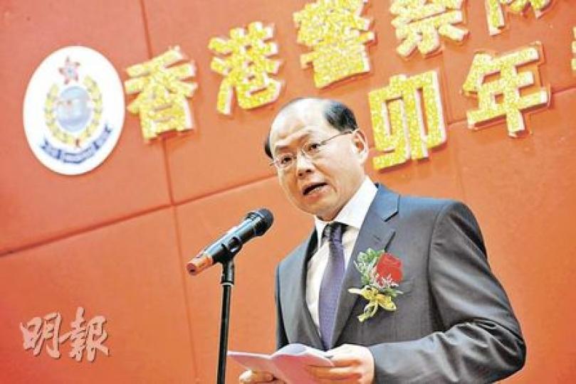 警務處長曾偉雄出席警察員佐級協會新春團拜酒會時指出,警方4月起會將全港各警區的CID調查隊的架構重組,望減輕工作量及提升CID士氣。(葉漢華攝) 警務處長曾偉雄出席警察員佐級協會新春團拜酒會時指出,警方4月起會將全港各警區的CID調查隊的架構重組,望減輕工作量及提升CID士氣。(葉漢華攝)