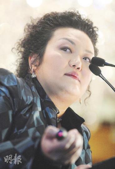 西京投資主席劉央表示,國家財政和貨幣政策雙管齊下,誓要趕出熱錢,快錢不走完,股市不能升。又指MSCI兩年內會重上2007年100點高位。(劉焌陶攝) 西京投資主席劉央表示,國家財政和貨幣政策雙管齊下,誓要趕出熱錢,快錢不走完,股市不能升。又指MSCI兩年內會重上2007年100點高位。(劉焌陶攝)