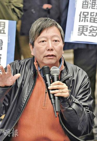 支聯會最快下周選出新任主席,呼聲最高的李卓人據悉已獲職工盟「開錄燈」,讓他兼任兩會會務。(葉漢華攝) 支聯會最快下周選出新任主席,呼聲最高的李卓人據悉已獲職工盟「開錄燈」,讓他兼任兩會會務。(葉漢華攝)