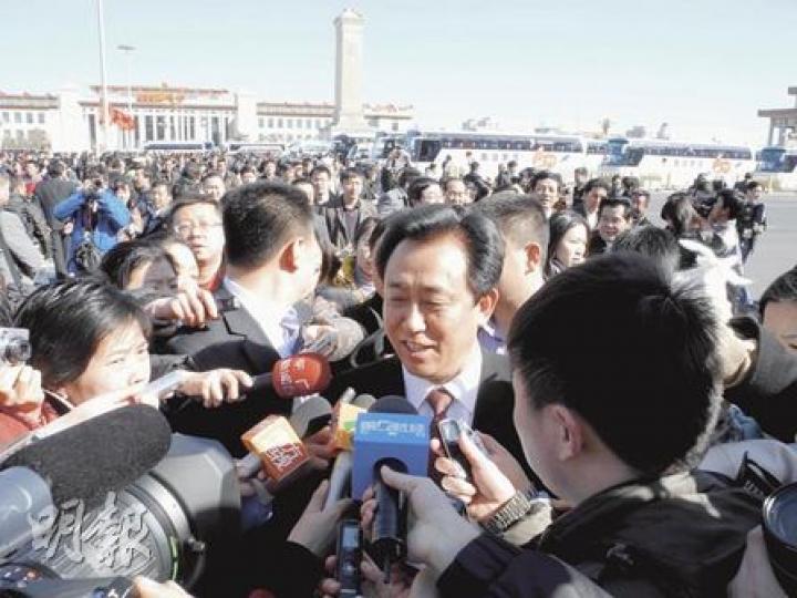 身兼全國政協委員的恒大集團主席許家印稱，將提案政府加快舊城區改造，以增加供應的方式為內地樓市降溫。（鄧亮攝）