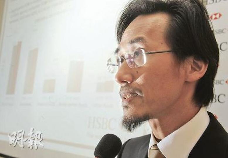 李錦榮表示，基金經理預期環球利率進入周期性轉變，市場預期有提早加息機會。（劉焌陶攝）