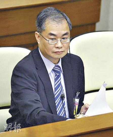 中策組副首席顧問葉文輝說，中策組經常就政治、經濟及社會關注議題做民調，資料只供政府內部參考，拒絕公開。（林振東攝）