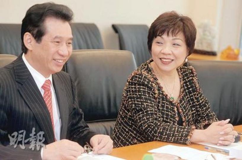 朱太（右）大事精明小事失魂，佢老公朱沃裕（左）大爆朱太不論人同車都曾經認錯。（朱永倫攝）
