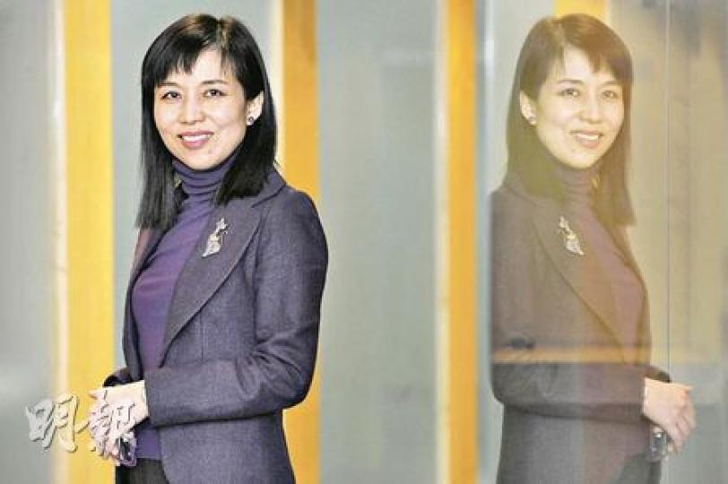 中央證券董事總經理鍾絳虹「新猷」不絕，5年前力推eIPO，最近則不斷提倡「雙幣股票」。（朱永倫攝）