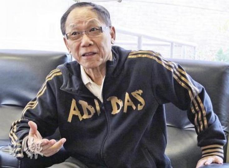 理大醫療及社會學院院長胡志城即將退休，他指出，本港視光師薪酬待遇和診症權利均遠遜歐美國家，無法與醫生獲得同樣專業地位。（蕭輝浩攝）