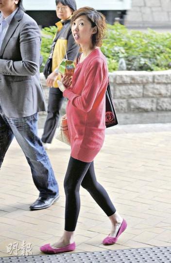 麥小姐昨入稟勞資審裁處索賠償及要求ZARA道歉。（朱永倫攝）