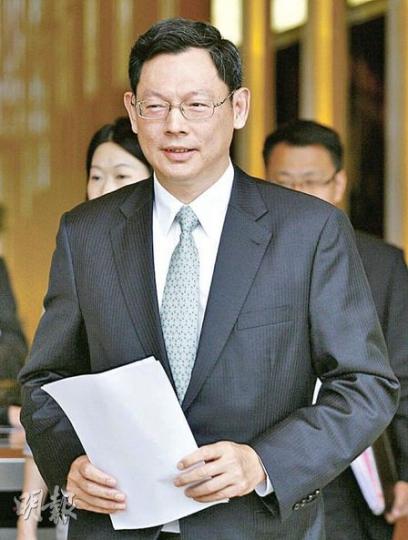 金管局總裁陳德霖重申,港息可以較美息更早掉頭回升。(李紹昌攝) 金管局總裁陳德霖重申,港息可以較美息更早掉頭回升。(李紹昌攝)