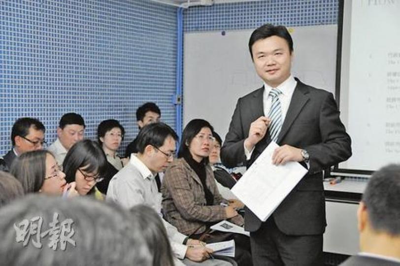香港市務學會特約課程導師殷暉表示,舉辦公開活動時可能遇上的突發事件包羅萬有,但掌握到一些原則和經驗,就不會太慌亂。(陳淑安攝) 香港市務學會特約課程導師殷暉表示,舉辦公開活動時可能遇上的突發事件包羅萬有,但掌握到一些原則和經驗,就不會太慌亂。(陳淑安攝)