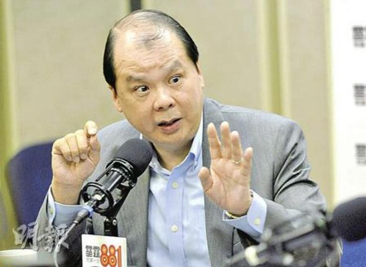 勞工及福利局長張建宗認為,很難確定呂麗紅校長的僱用條件是否違反最低工資條例。(陳淑安攝) 勞工及福利局長張建宗認為,很難確定呂麗紅校長的僱用條件是否違反最低工資條例。(陳淑安攝)