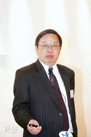 ASM行政總裁李偉光表示,明白股東希望派息「步步高陞」,公司會盡量做到,但沒有固定的派息比率政策。(李紹昌攝) ASM行政總裁李偉光表示,明白股東希望派息「步步高陞」,公司會盡量做到,但沒有固定的派息比率政策。(李紹昌攝)