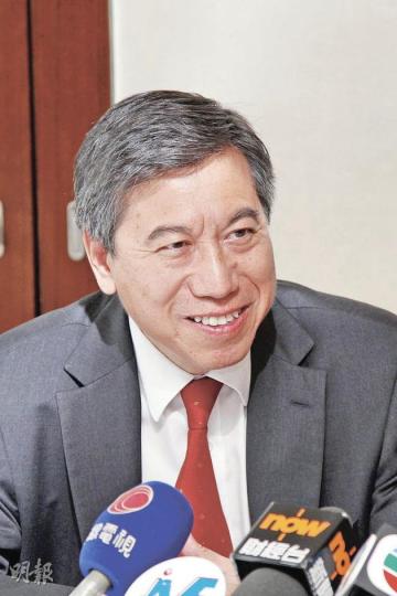 集團董事總經理李寶安表示,未來新增免費電視牌照,相信對集團收入影響不大。(陳智良攝) 集團董事總經理李寶安表示,未來新增免費電視牌照,相信對集團收入影響不大。(陳智良攝)