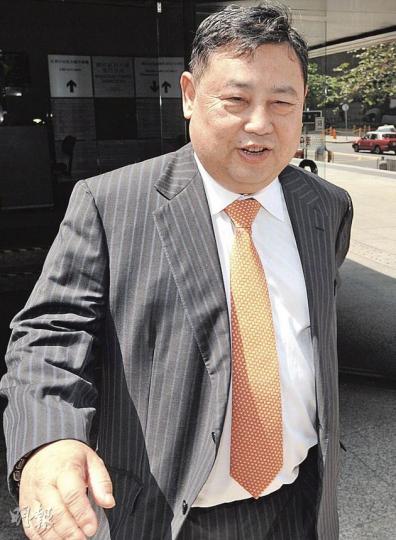 中青基業主席成之德被指聯同公司職員詐騙中青基業,案件將於明年2月開審。(尹錦恩攝) 中青基業主席成之德被指聯同公司職員詐騙中青基業,案件將於明年2月開審。(尹錦恩攝)