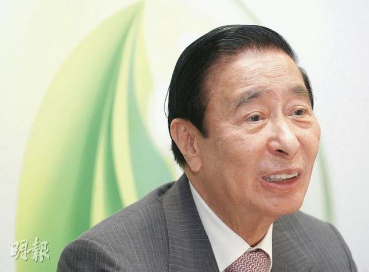 過去幾年熱中認購新股的「四叔」李兆基表示,對近期的新股不太有興趣,「好嘅只畀少少,唔好嘅就畀好多。」(林振東攝) 過去幾年熱中認購新股的「四叔」李兆基表示,對近期的新股不太有興趣,「好嘅只畀少少,唔好嘅就畀好多。」(林振東攝)