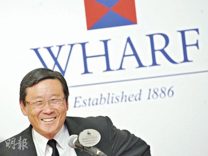 九倉3年內供股兩次,主席吳光正被問到股東是否須要「留定錢供股」時,回應指股東須自行盤算,不過九倉兩次供股後股價表現都「OK」。(林振東攝) 九倉3年內供股兩次,主席吳光正被問到股東是否須要「留定錢供股」時,回應指股東須自行盤算,不過九倉兩次供股後股價表現都「OK」。(林振東攝)
