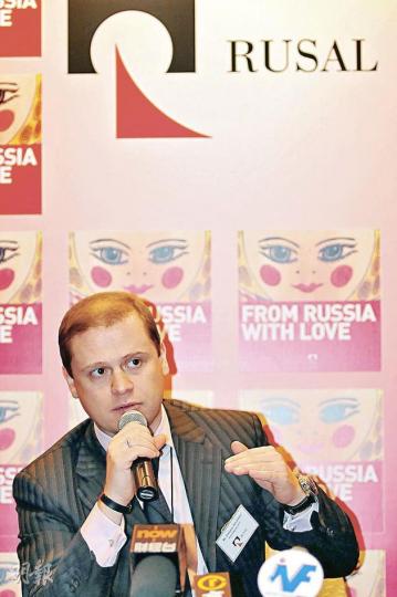 俄鋁首席副行政總裁Vladislav Soloviev相信中國對鋁需求仍十分大。(張智超攝) 俄鋁首席副行政總裁Vladislav Soloviev相信中國對鋁需求仍十分大。(張智超攝)