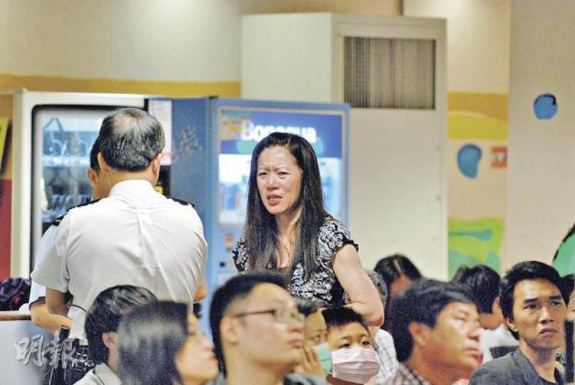 猝死司機的姊姊事後到醫院了解,傷心痛哭。(雲錦鋒攝) 猝死司機的姊姊事後到醫院了解,傷心痛哭。(雲錦鋒攝)