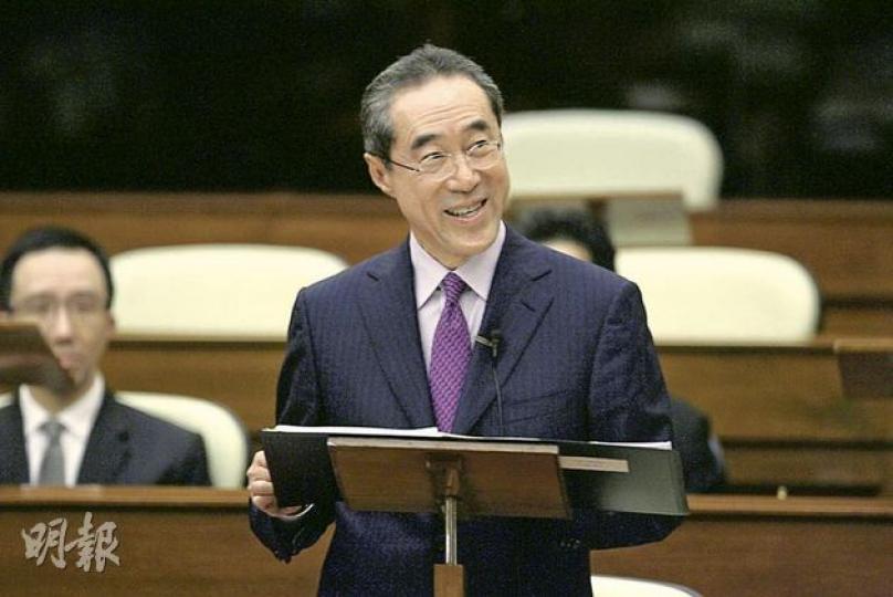 政務司長唐英年昨日承認,過去數年政府推出的政策具爭議,加上思慮不周,打擊了市民對政府施政的信心。 (郭慶輝攝) 政務司長唐英年昨日承認,過去數年政府推出的政策具爭議,加上思慮不周,打擊了市民對政府施政的信心。 (郭慶輝攝)