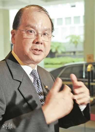 勞工及福利局長張建宗表示,外圍經濟不明朗,加上最低工資和畢業生投入勞動市場,將影響未來數月失業率。(劉焌陶攝) 勞工及福利局長張建宗表示,外圍經濟不明朗,加上最低工資和畢業生投入勞動市場,將影響未來數月失業率。(劉焌陶攝)