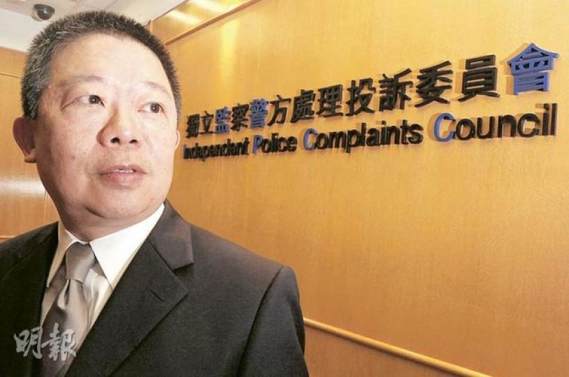 監警會秘書長朱敏健強調監警會絕非無牙老虎。而為應付持續增加的工作量,監警會年底前更將顯著增加人手,望加快對投訴警察調查報告的審核。(劉焌陶攝) 監警會秘書長朱敏健強調監警會絕非無牙老虎。而為應付持續增加的工作量,監警會年底前更將顯著增加人手,望加快對投訴警察調查報告的審核。(劉焌陶攝)