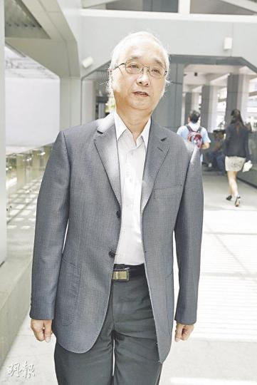 謝展寰昨亦到庭旁聽。(郭慶輝攝) 謝展寰昨亦到庭旁聽。(郭慶輝攝)