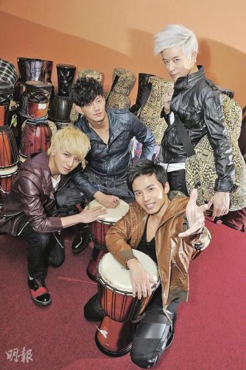 Lollipop F成員敖犬、小煜、威廉及阿緯為增強歌唱技巧，早前跟聲樂老師學藝。（攝影/記者﹕劉一立）