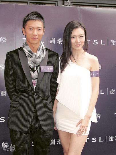 高鈞賢昨日與緋聞女友葉翠翠以情侶檔出席活動,酬勞當然可觀。(攝影/記者:柯美) 高鈞賢昨日與緋聞女友葉翠翠以情侶檔出席活動,酬勞當然可觀。(攝影/記者:柯美)