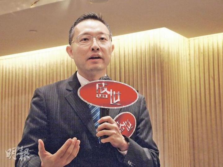 長實地產投資董事郭子威(圖)稱,大圍盛世(圖2)已售出近200伙,平均每伙做價約900萬元,套現逾15億元。(林尚民攝) 長實地產投資董事郭子威(圖)稱,大圍盛世(圖2)已售出近200伙,平均每伙做價約900萬元,套現逾15億元。(林尚民攝)