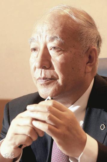 新華人壽董事長康典表示,不擔心公司上市後股價「破發」。(劉焌陶攝) 新華人壽董事長康典表示,不擔心公司上市後股價「破發」。(劉焌陶攝)
