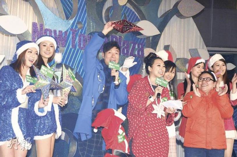 許志安不會送戒指或鑽石給女友鄭秀文作聖誕禮物。(攝影/記者:劉一立) 糖兄妹在平安夜不會狂歡,保留體力舉行聖誕節音樂會。(攝影/記者:劉一立) 許志安不會送戒指或鑽石給女友鄭秀文作聖誕禮物。(攝影/記者:劉一立) 糖兄妹在平安夜不會狂歡,保留體力舉行聖誕節音樂會。(攝影/記者:劉一立)