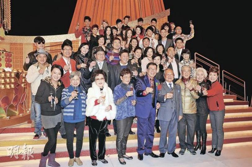 修哥（前排中）人緣甚廣，一眾好友齊現身為他慶祝80歲大壽。（攝影：黃梓烜）