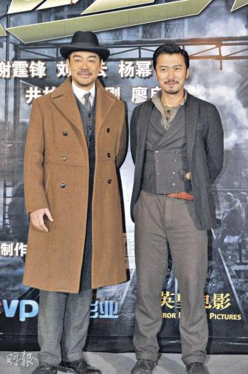 劉青雲（左）與謝霆鋒首度合作，未知會擦出什麼演技火花？（攝影﹕娛樂組） 監製爾冬陞現身上海為《消失的子彈》宣傳造勢。（攝影﹕娛樂組）