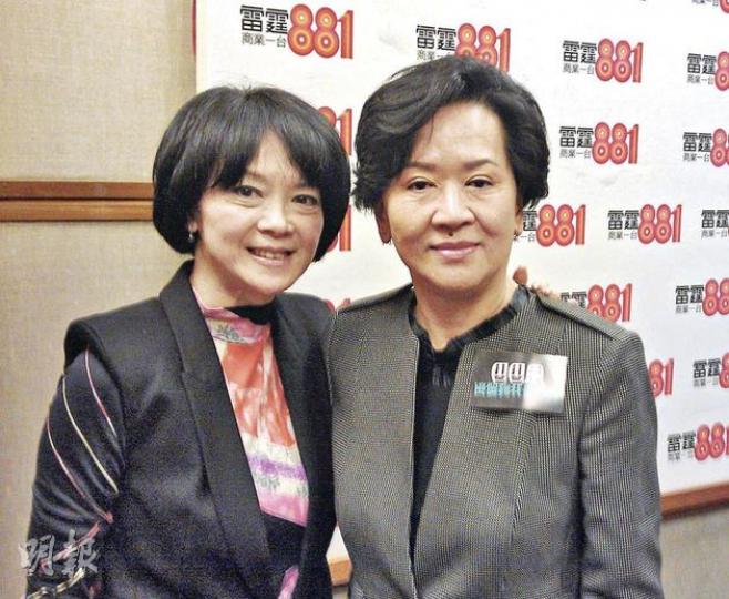 祥嫂（右）接受查小欣（左）訪問，她坦言跟子女關係修好，現在內心寧靜沒煩憂。（攝影/記者：葉靜文）