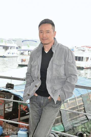 苗僑偉作為父親，當然會經常提醒子女出外玩要小心。（攝影/記者：孫華中）