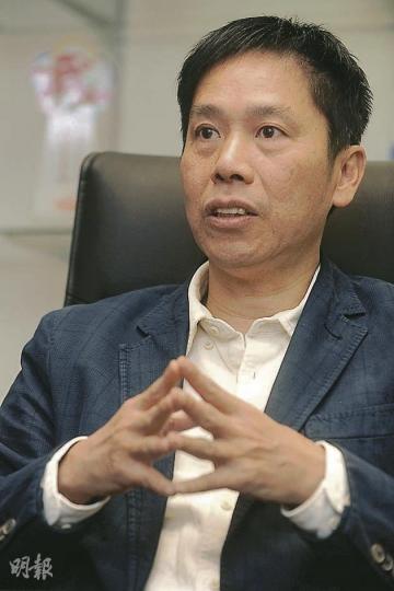 第一信用冼國林稱,去年公司批出之按揭金額較2010年大增20%,其中更有不少投資者以逾億元的豪宅借「財仔」加按套現。(余俊亮攝) 第一信用冼國林稱,去年公司批出之按揭金額較2010年大增20%,其中更有不少投資者以逾億元的豪宅借「財仔」加按套現。(余俊亮攝)