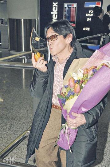 泰迪羅賓奪澳洲影帝，前晚凱旋而歸。（攝影/記者：梁迺楠）