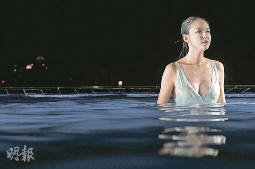 前世界小姐張梓琳性感上陣拍廣告，展現非一般魅力。（攝影/記者：林蘊兒） （攝影/記者：林蘊兒）