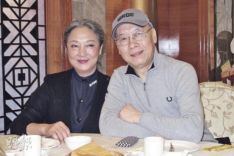 岳華與太太恬妮結婚多年，恩愛如昔。（攝影：娛樂組）