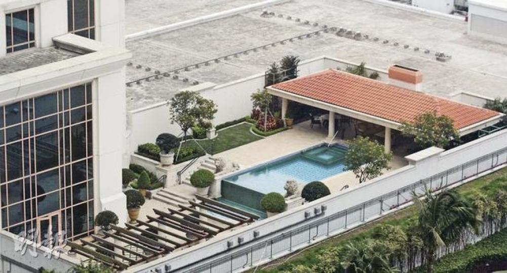 圖為其中一個Palazzo套房擁有私人泳池，旁邊則是私人小花園，十分雅致。（明報記者攝） （明報製圖）