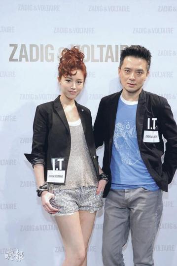 黃耀明與Janice Man前晚出席時裝騷。(攝影/記者﹕李潔盈) 黃耀明與Janice Man前晚出席時裝騷。(攝影/記者﹕李潔盈)