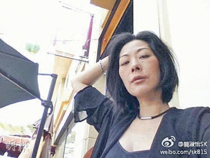關淑怡為了愛兒,在微博向網民還擊。(微博圖片) 關淑怡為了愛兒,在微博向網民還擊。(微博圖片)