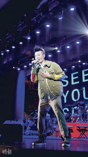 周柏豪入行6年首次在內地舉行演唱會反應熱烈。(攝影﹕娛樂組) 周柏豪入行6年首次在內地舉行演唱會反應熱烈。(攝影﹕娛樂組)