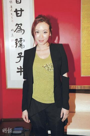 楊思琦指B女表情豐富,睡覺時更會笑醒,所以每日都為囡囡拍照。(攝影:鍾偉茵) 楊思琦指B女表情豐富,睡覺時更會笑醒,所以每日都為囡囡拍照。(攝影:鍾偉茵)