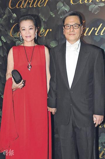 張艾嘉罕有跟夫婿王靖雄拖手到場。(攝影﹕鍾偉茵) 張艾嘉罕有跟夫婿王靖雄拖手到場。(攝影﹕鍾偉茵)