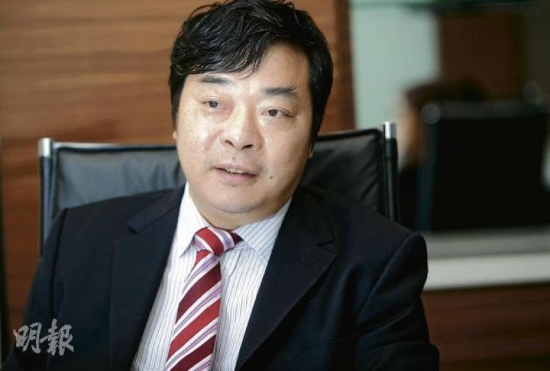 余忠良表示,水泥行業現時的庫存比率已回落至55%至60%,設備運轉率亦回升至九成,故相信行業次季的業績表現一定會較首季為佳。(尹錦恩攝) 余忠良表示,水泥行業現時的庫存比率已回落至55%至60%,設備運轉率亦回升至九成,故相信行業次季的業績表現一定會較首季為佳。(尹錦恩攝)