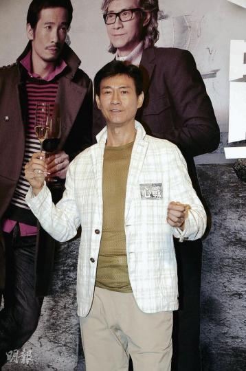 「丁蟹效應」殺到埋身,看秋官能否仍「飲得杯落」!(攝影:梁迺楠) 「丁蟹效應」殺到埋身,看秋官能否仍「飲得杯落」!(攝影:梁迺楠)