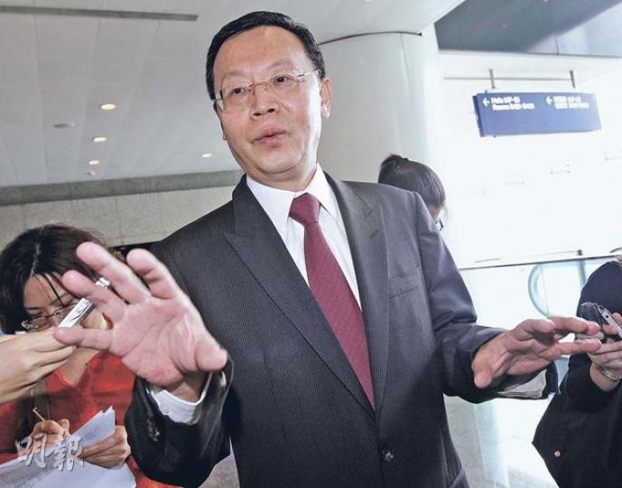 中國海外發展主席孔慶平表示,宏觀政策雖有微調迹象,但不足以緩解開發商的資金壓力,內房最困難時期仍未過去。(李紹昌攝) 中國海外發展主席孔慶平表示,宏觀政策雖有微調迹象,但不足以緩解開發商的資金壓力,內房最困難時期仍未過去。(李紹昌攝)