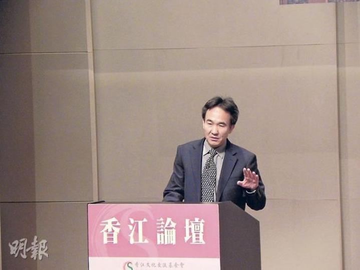 社科院台研所副所長朱衛東(上圖)與台灣民進黨元老林濁水(下圖)昨在香江論壇言語交鋒。(李泉攝) 社科院台研所副所長朱衛東(上圖)與台灣民進黨元老林濁水(下圖)昨在香江論壇言語交鋒。(李泉攝)