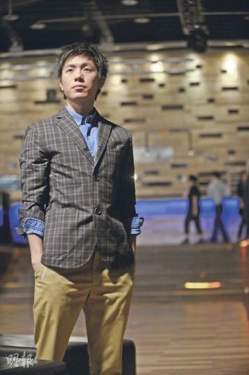 韋禮安去年成為爆紅的新人，唱作作品大受歡迎。（攝影/記者﹕魏幼芳、楊安莉、劉永銳、黃梓烜） 嚴爵出生於醫學世家，但他卻選擇了用音樂為大家治療心靈。（攝影/記者﹕魏幼芳、楊安莉、劉永銳、黃梓烜） 當兵一年多，韋禮安學會跟不同類型的觀眾用音樂去溝通，學習不少臨場反應。（攝影/記者﹕魏幼芳、楊安莉、劉永銳、黃梓烜） 嚴爵對自己的創作很有自信，對唱功卻覺得必須要好好再磨練。（攝影/記者﹕魏幼芳、楊安莉、劉永銳、黃梓烜） 韋禮安幫師姐范瑋琪創作過不少動人歌曲。（攝影/記者﹕魏幼芳、楊安莉、劉永銳、黃梓烜）
